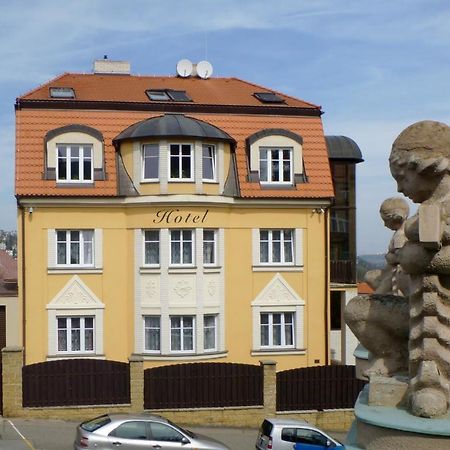 Hotel Garni Rambousek Prague Extérieur photo