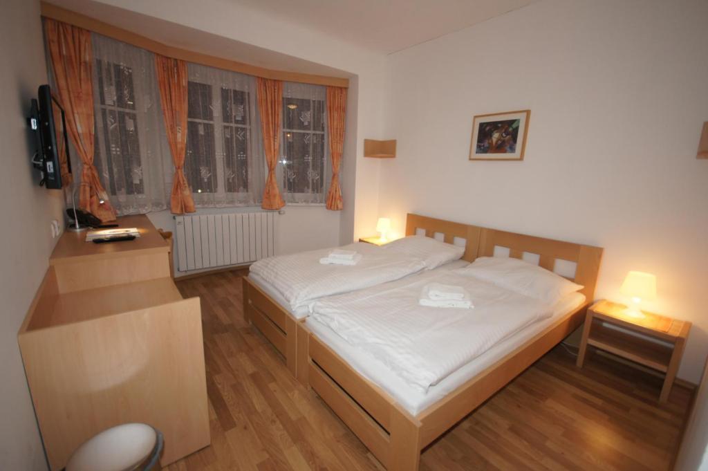 Hotel Garni Rambousek Prague Extérieur photo