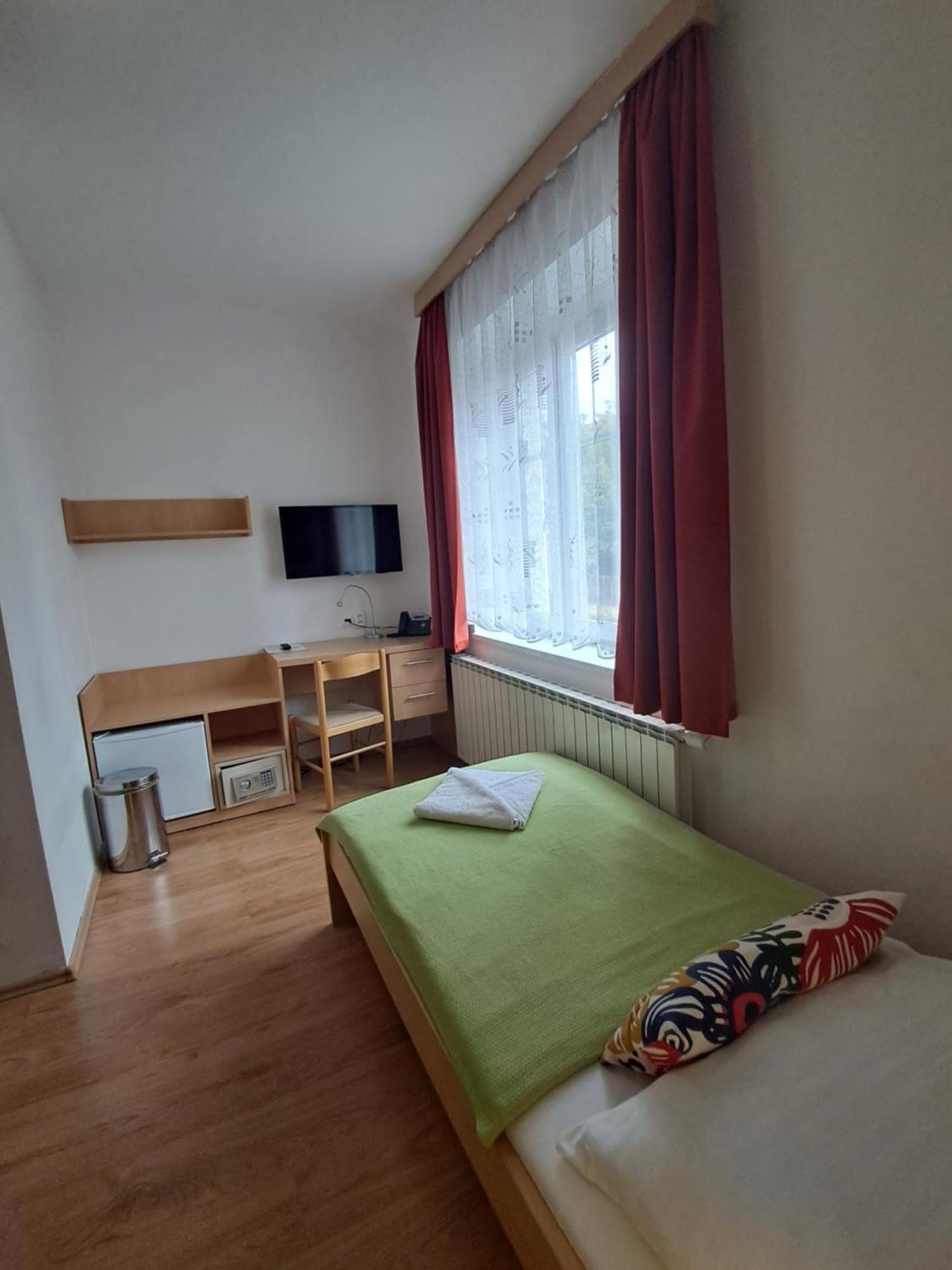 Hotel Garni Rambousek Prague Extérieur photo