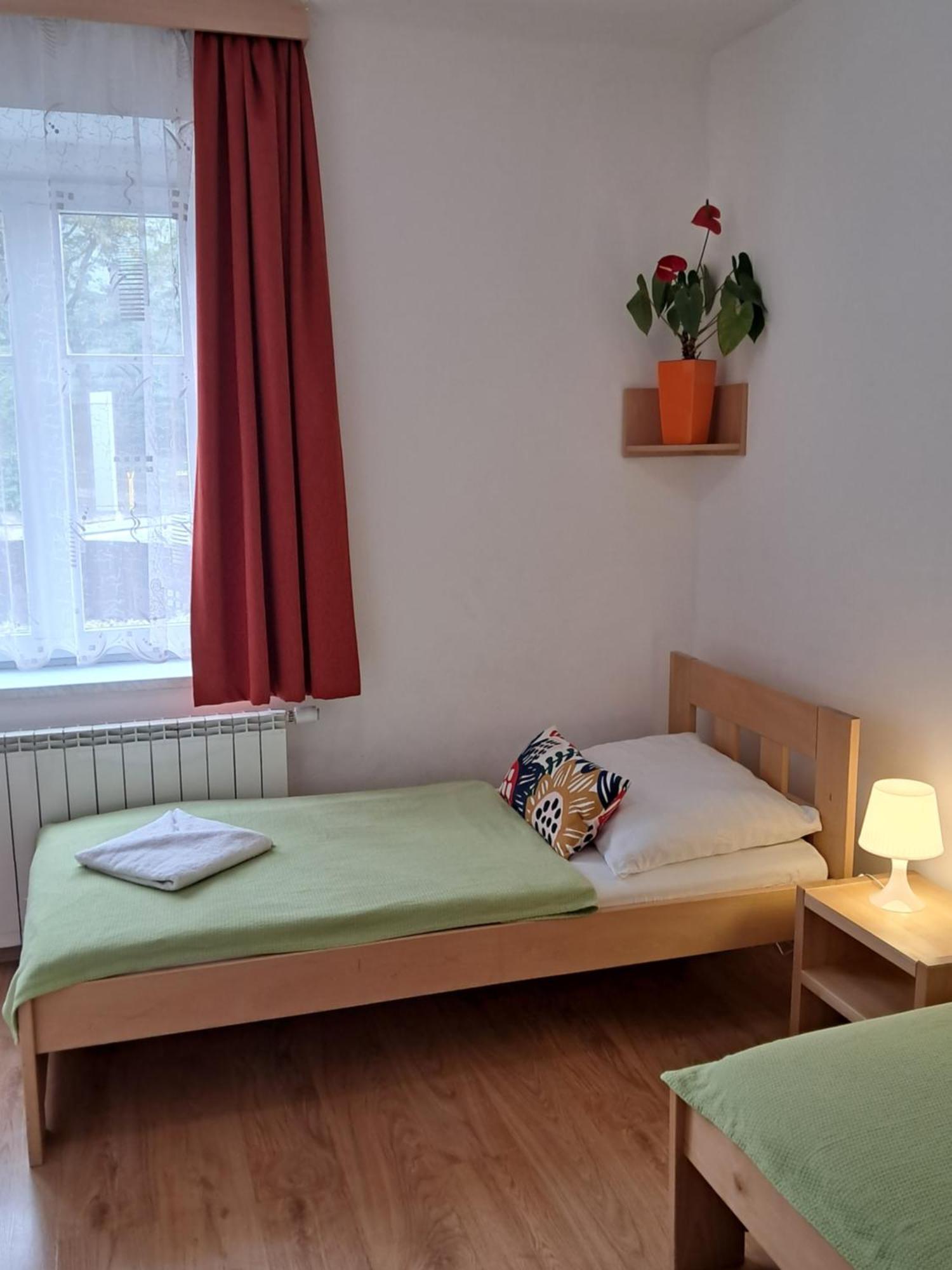 Hotel Garni Rambousek Prague Extérieur photo