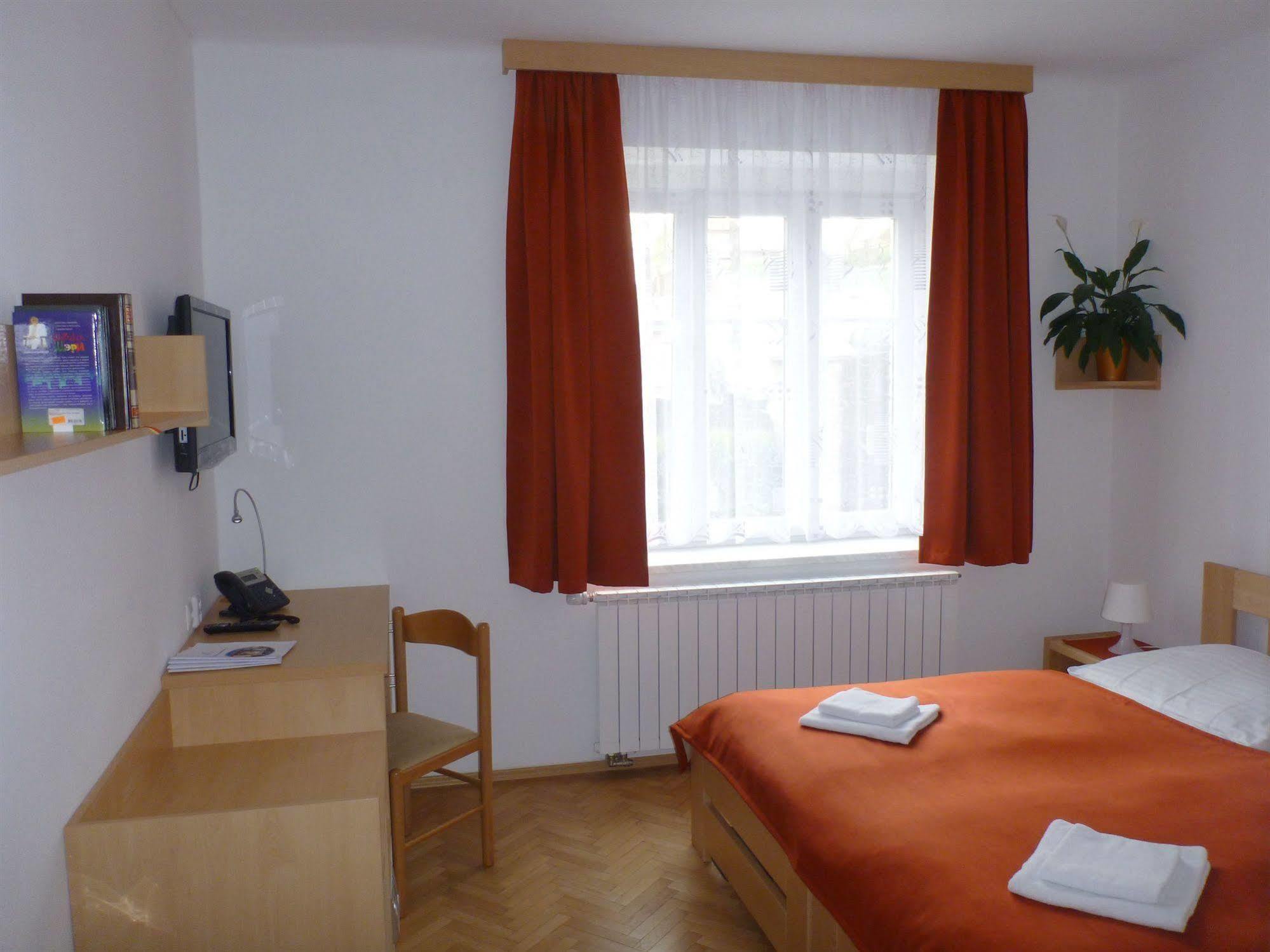 Hotel Garni Rambousek Prague Extérieur photo